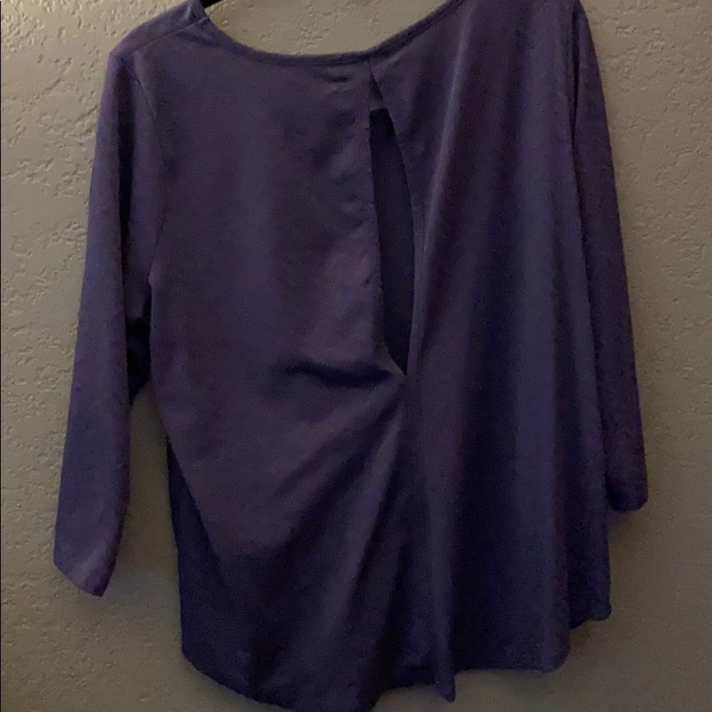 Too big - Picture 2 of 2